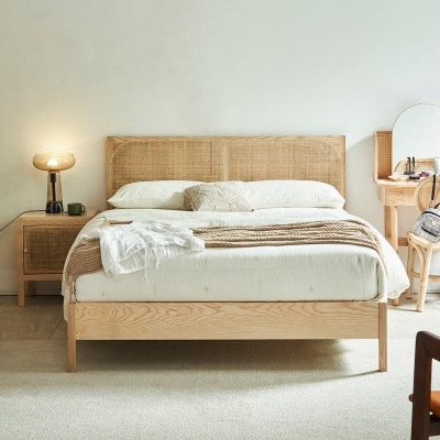 Randgrid Wooden Rattan Bed